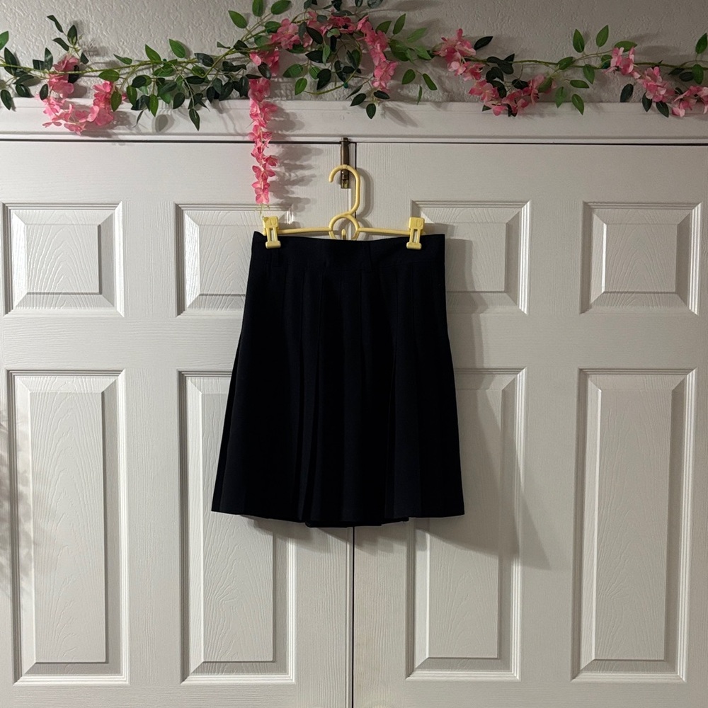 Chic Black Skater Skirt